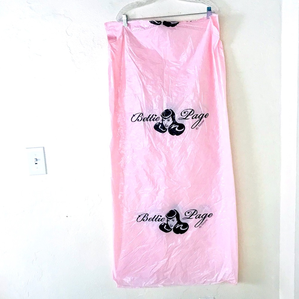 BETTIE PAGE Pink Logo Dress Bag